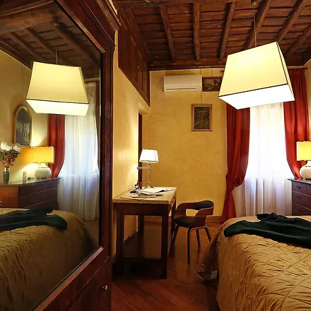 La Casa Dell'orologio Di Palazzo Berardi Apartment